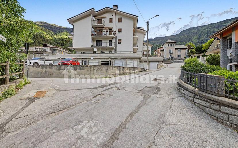Appartamento via Flavio Parvis, Centro, Varzo — foto 17 di 42