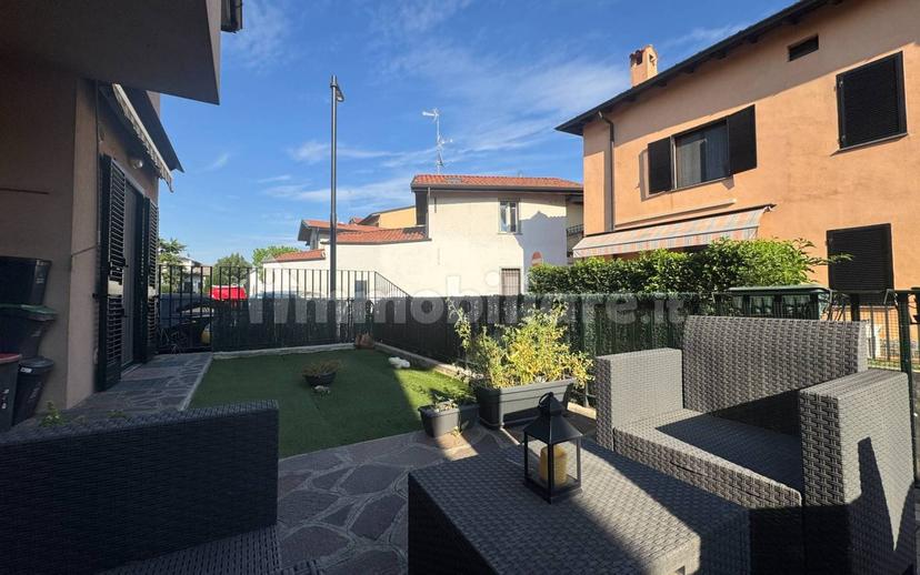 Trilocale via Alessandro Manzoni 55, Centro, Dalmine — foto 5 di 26