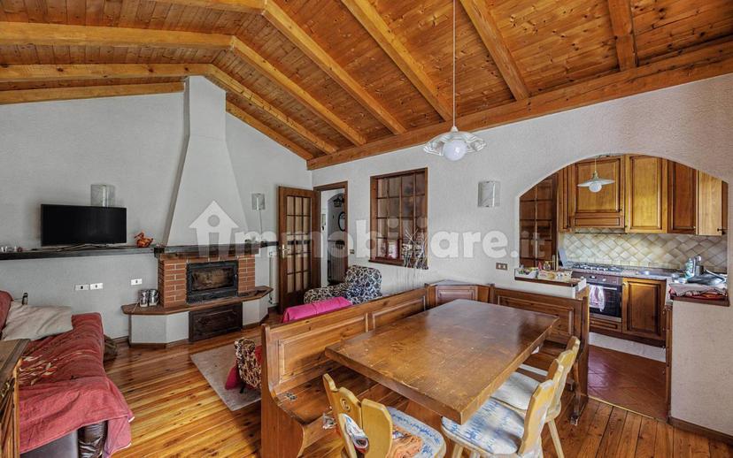 Appartamento via Flavio Parvis, Centro, Varzo — foto 31 di 42