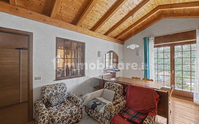 Appartamento via Flavio Parvis, Centro, Varzo — foto 15 di 42