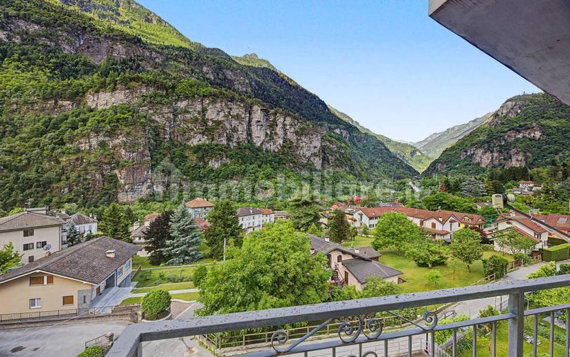 Appartamento via Flavio Parvis, Centro, Varzo — foto 18 di 42