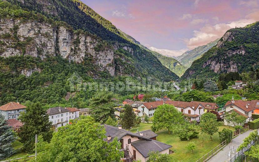 Appartamento via Flavio Parvis, Centro, Varzo — foto 41 di 42