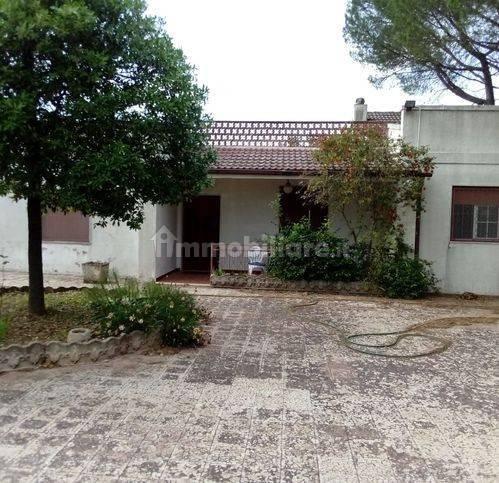 Villa unifamiliare via Lanzo zona G 76, Martina Franca — foto 14 di 19