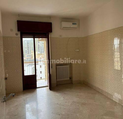 Quadrilocale via Cesare Battisti 208, Tre Carrare, Taranto — foto 6 di 12