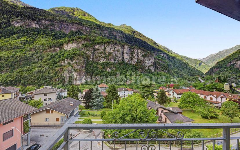 Appartamento via Flavio Parvis, Centro, Varzo — foto 26 di 42