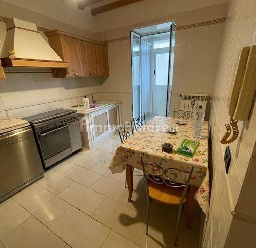 Quadrilocale Anfitatro 167, Borgo, Taranto — foto 3 di 17