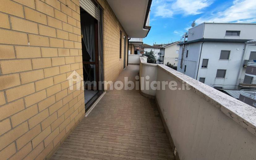 Quadrilocale via Mar Ionio 24, Fonte Di Mare, Porto Sant'Elpidio — foto 8 di 28
