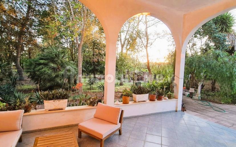 Villa unifamiliare Strada Vicinale Pagliere Pozzo Dolce 31, Cutrofiano — foto 2 di 39