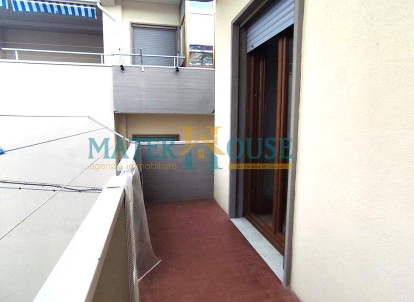 Appartamento via Padre Rosario Maria Mirabene, Centro, Matera — foto 5 di 23