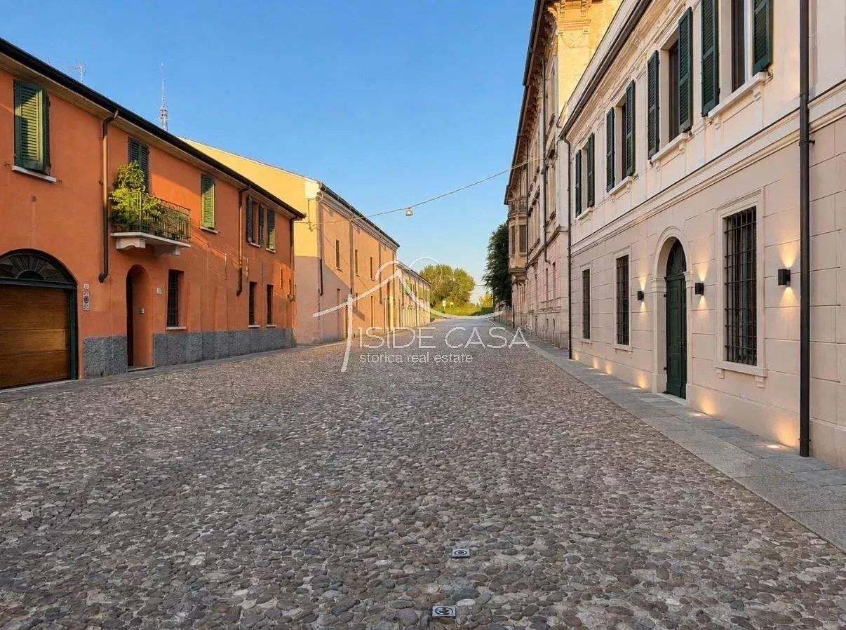 Appartamento buono stato, piano terra, Anconetta - Gradaro, Mantova