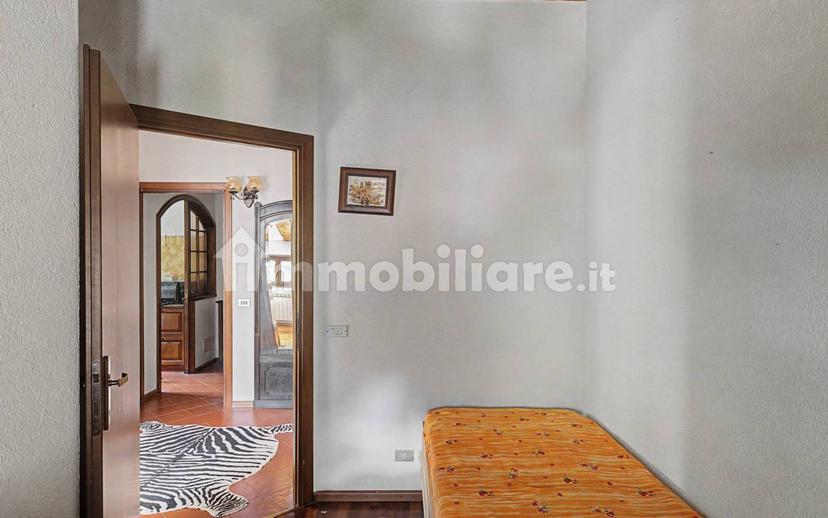 Appartamento via Flavio Parvis, Centro, Varzo — foto 7 di 42