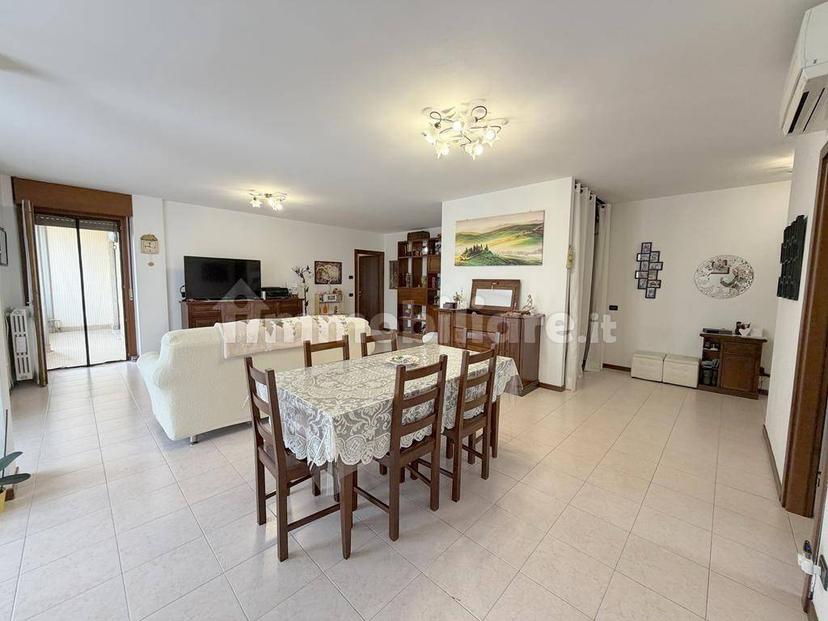 Appartamento via Albere 132, Santa Lucia - Golosine, Verona — foto 2 di 33
