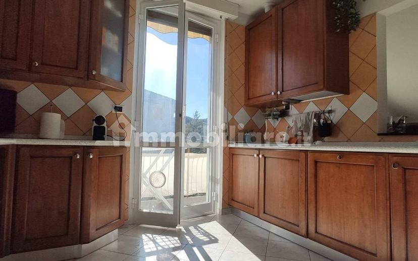 Appartamento via Barrili, Centro, Carcare — foto 10 di 13