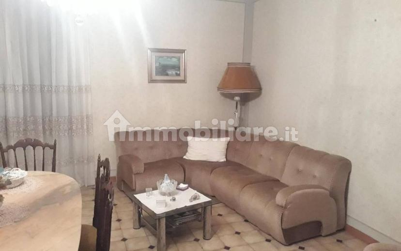 Villa bifamiliare via 20 Settembre, Centro, Mortara — foto 10 di 27