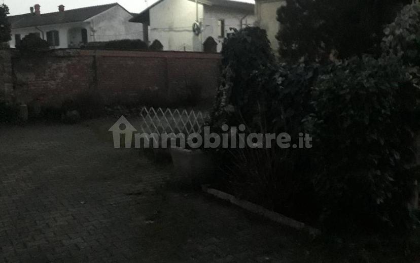 Villa bifamiliare via 20 Settembre, Centro, Mortara — foto 21 di 27