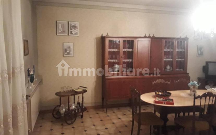 Villa bifamiliare via 20 Settembre, Centro, Mortara — foto 6 di 27