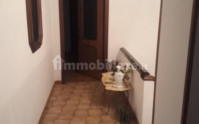Villa bifamiliare via 20 Settembre, Centro, Mortara — foto 12 di 27