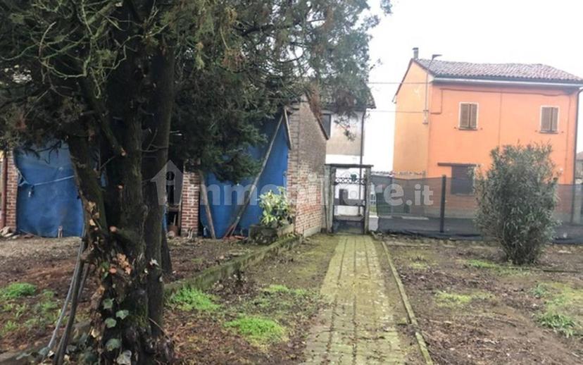 Villa bifamiliare via 20 Settembre, Centro, Mortara — foto 15 di 27