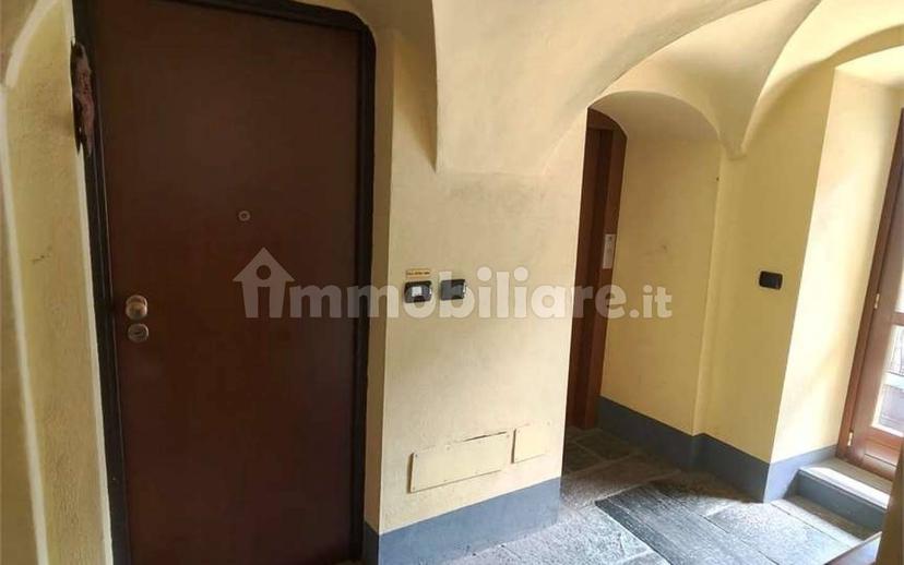 Trilocale via Chanoux, 82, Centro, Chatillon — foto 2 di 20