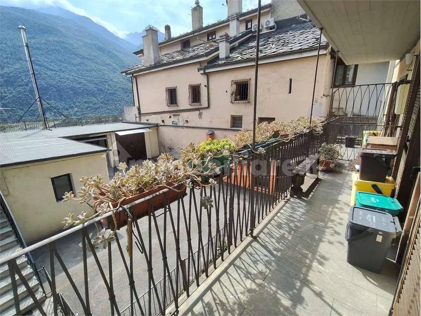 Trilocale via Chanoux, 82, Centro, Chatillon — foto 10 di 20