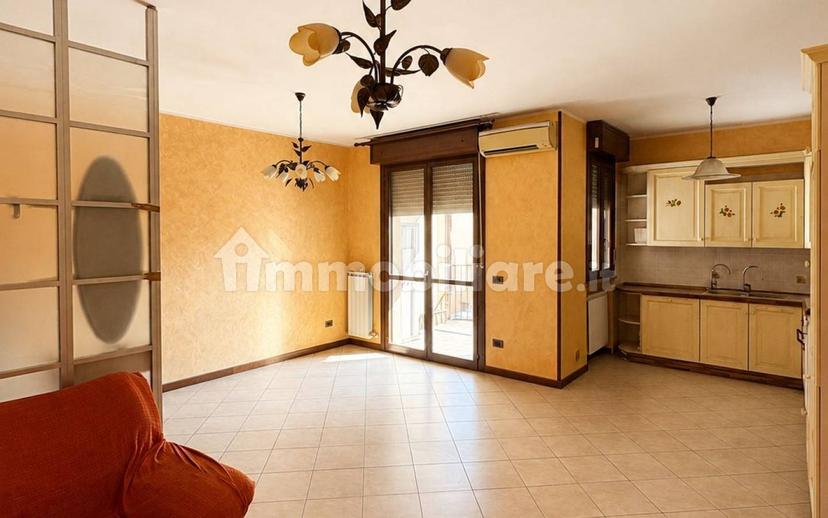 Trilocale via Ciro Menotti, Centro, San Felice sul Panaro — foto 13 di 14