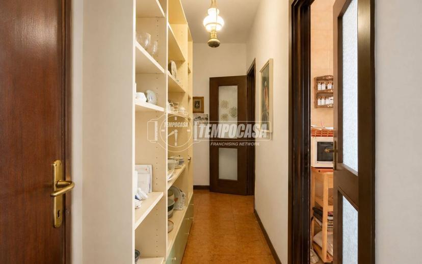 Quadrilocale via Antonio Segni 9/f, Centro, Oristano — foto 7 di 18