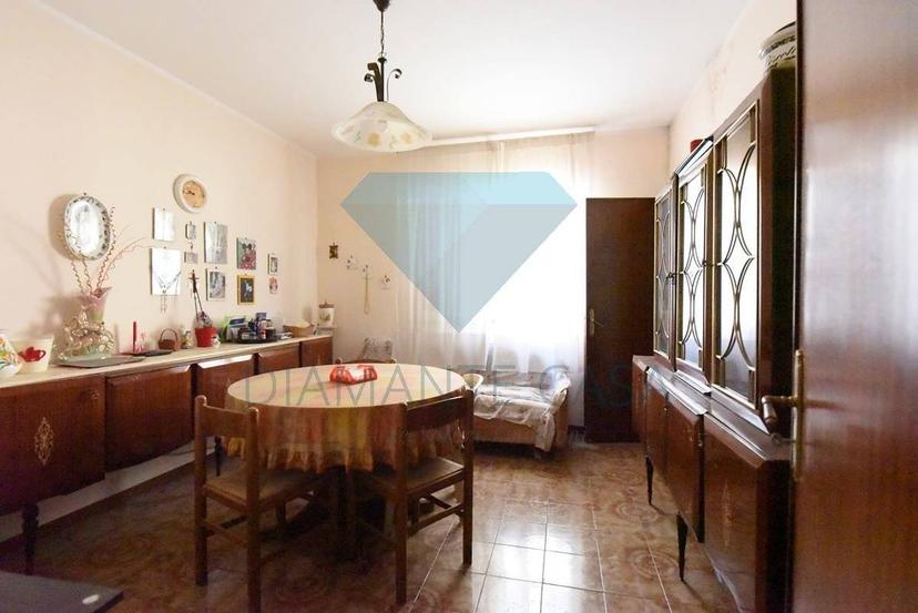 Quadrilocale via Giovanni Pascoli 15, Centro, Gravina di Catania — foto 3 di 13