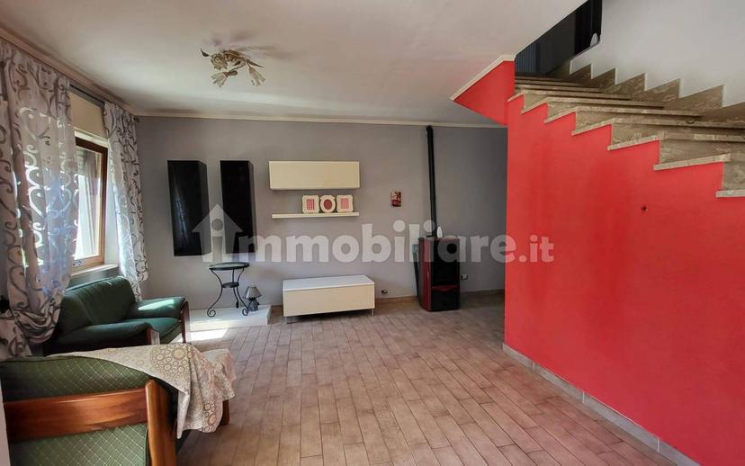 Villa a schiera via Antonio Gramsci, Attigliano — foto 4 di 43