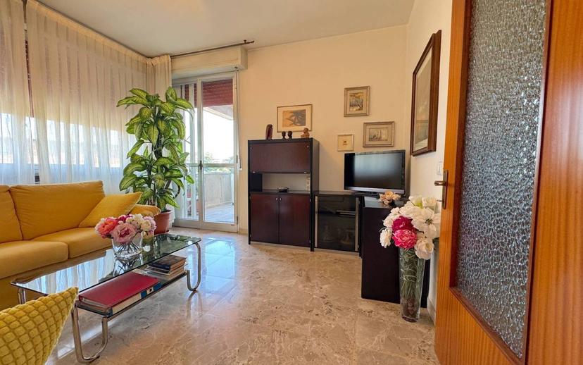 Quadrilocale via Roma, Centro, Bagnolo in Piano — foto 25 di 71