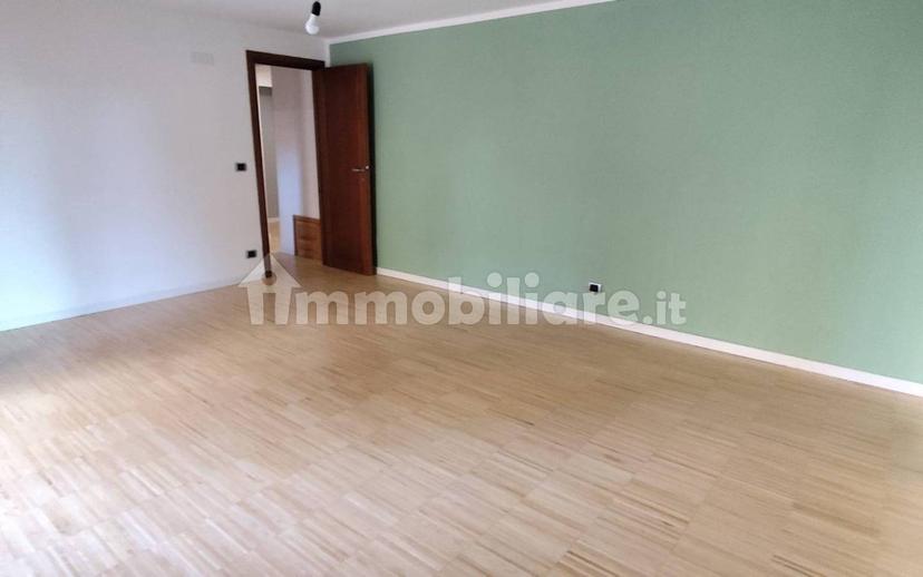 Trilocale via Nicola Capotondi, Centro, Sutri — foto 3 di 11