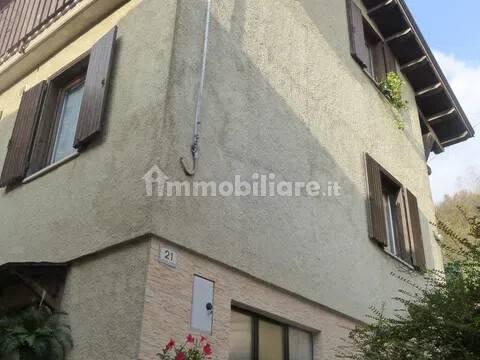 Villa unifamiliare Contrada Tezzetta, Centro, Recoaro Terme — foto 7 di 8