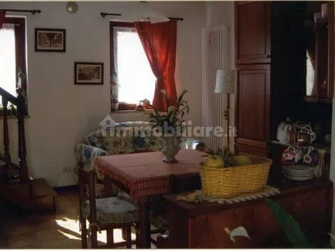 Villa unifamiliare Contrada Tezzetta, Centro, Recoaro Terme — foto 3 di 8