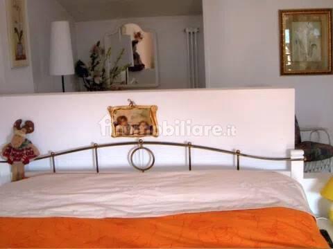 Villa unifamiliare Contrada Tezzetta, Centro, Recoaro Terme — foto 5 di 8