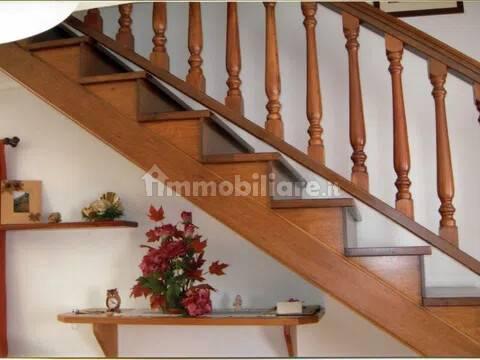 Villa unifamiliare Contrada Tezzetta, Centro, Recoaro Terme — foto 8 di 8