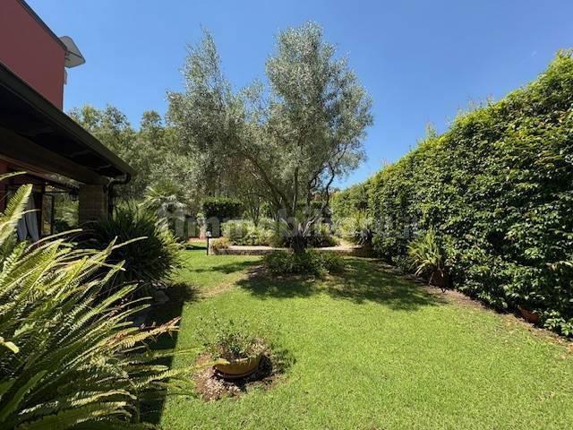 Villa bifamiliare via Nuraxeddus, Pula — foto 4 di 27