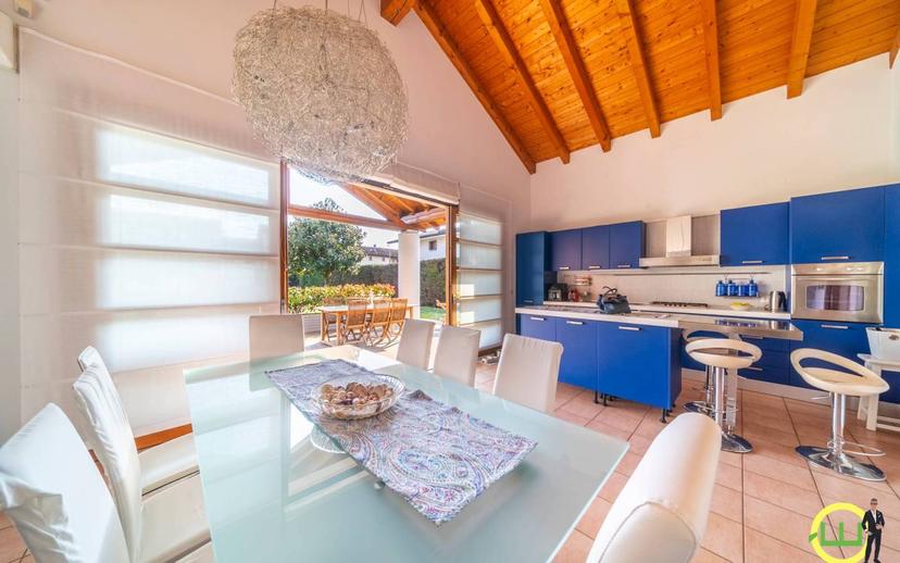 Villa unifamiliare, buono stato, 345 m², Stazione - Europa, Udine — foto 57 di 59