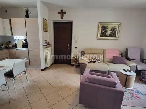 Trilocale via Don Giovanni Battista Freggi, 8, Centro, Porlezza — foto 9 di 17