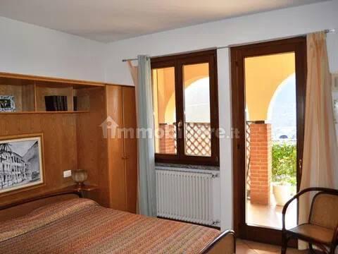 Trilocale via A. Manzoni, 13 E, Centro, Porlezza — foto 18 di 25