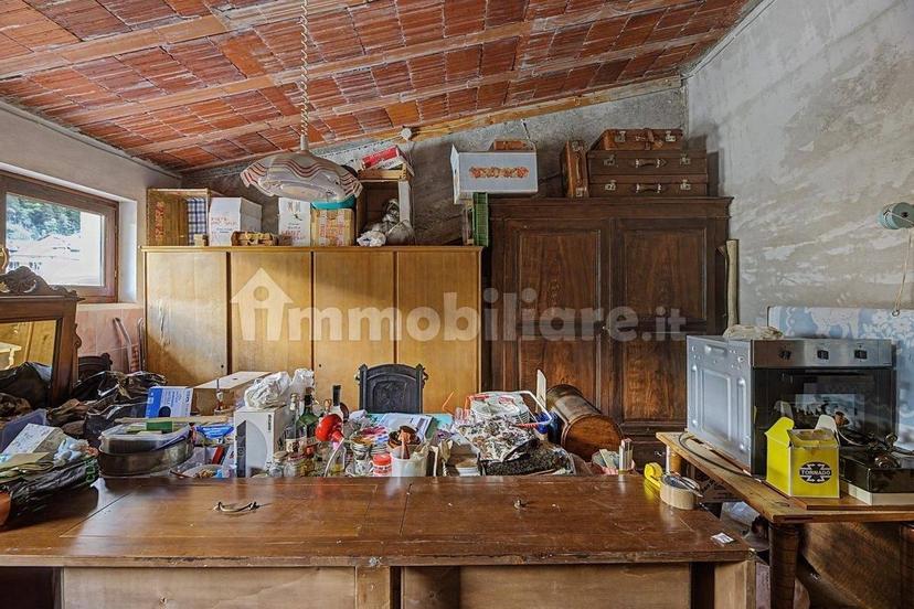 Trilocale via Flavio Parvis, snc, Centro, Varzo — foto 14 di 17