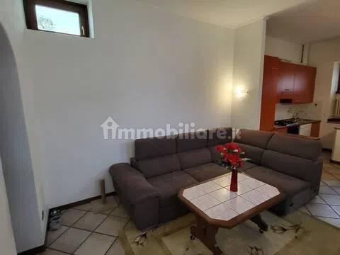 Trilocale via Menaggio, 36, Centro, Carlazzo — foto 13 di 14