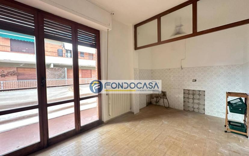 Trilocale via Pisa 22, Marina di Massa Centro, Massa — foto 2 di 32