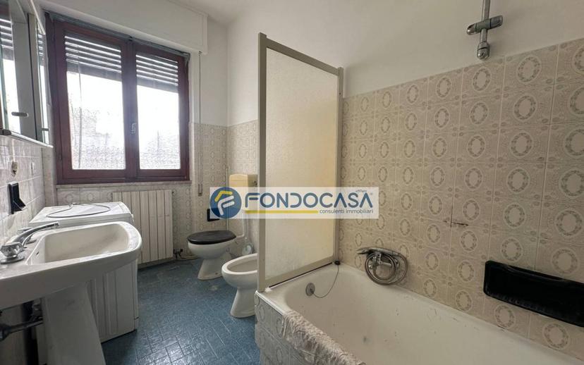 Trilocale via Pisa 22, Marina di Massa Centro, Massa — foto 12 di 32