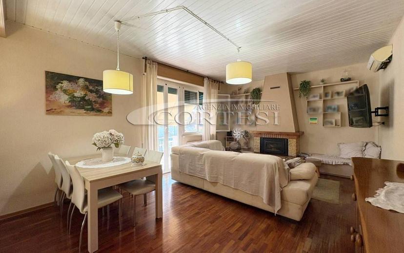 Appartamento via Pergolese 150, Ponte Rio, Mondolfo — foto 3 di 42