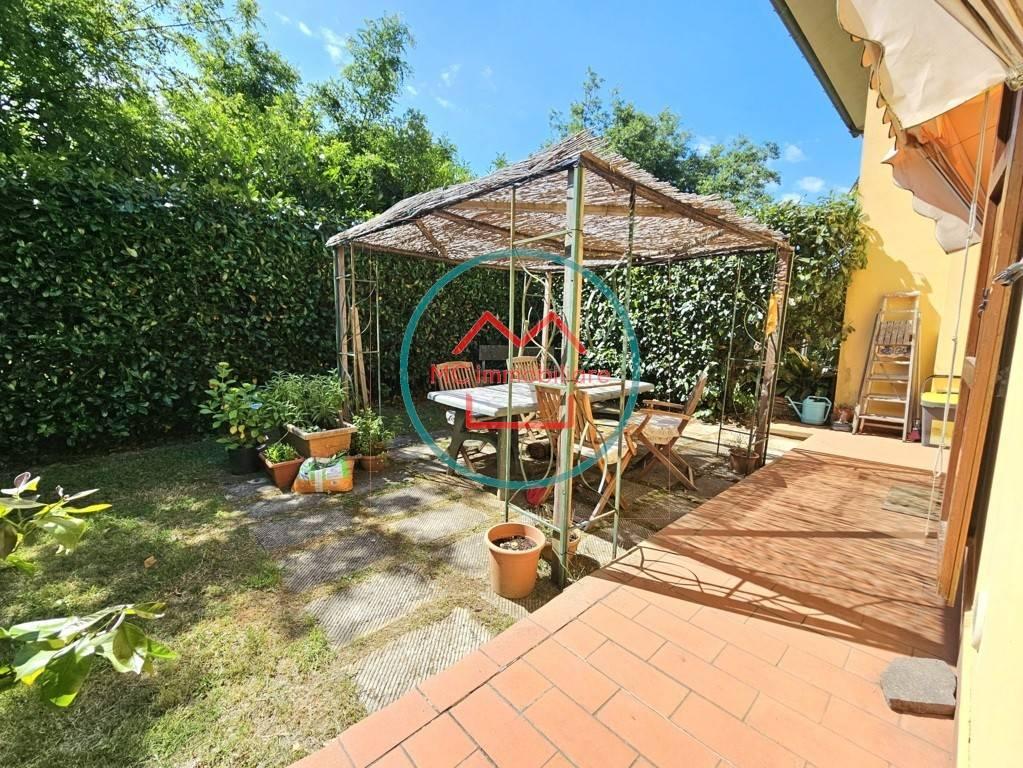 Villa bifamiliare via Goraiolo, Goraiolo, Marliana