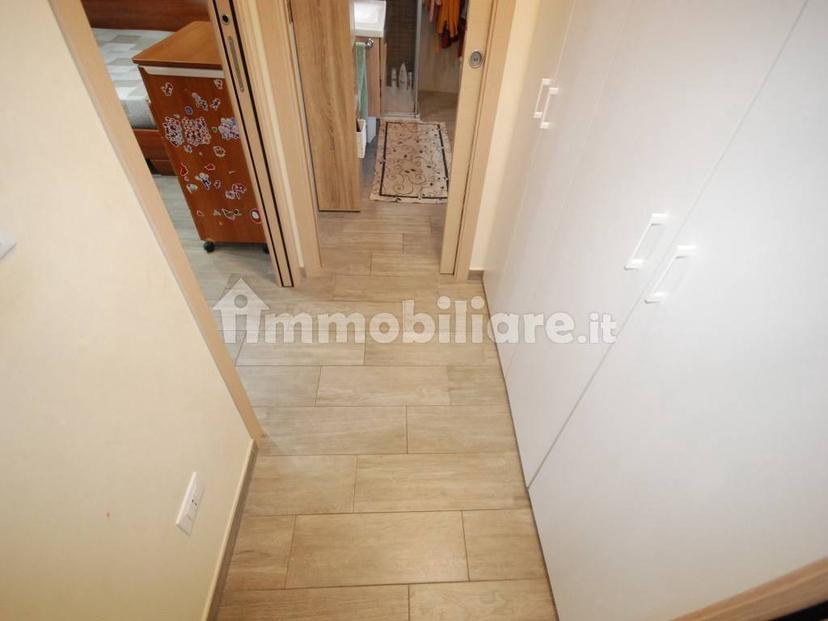 Trilocale via Pietrantonio Loffredo 49, Rione Martucci - Diaz, Foggia — foto 13 di 13