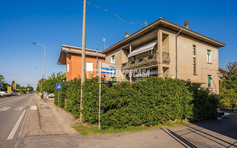 Quadrilocale via Repubblica, Felegara 52, Felegara, Medesano — foto 25 di 40