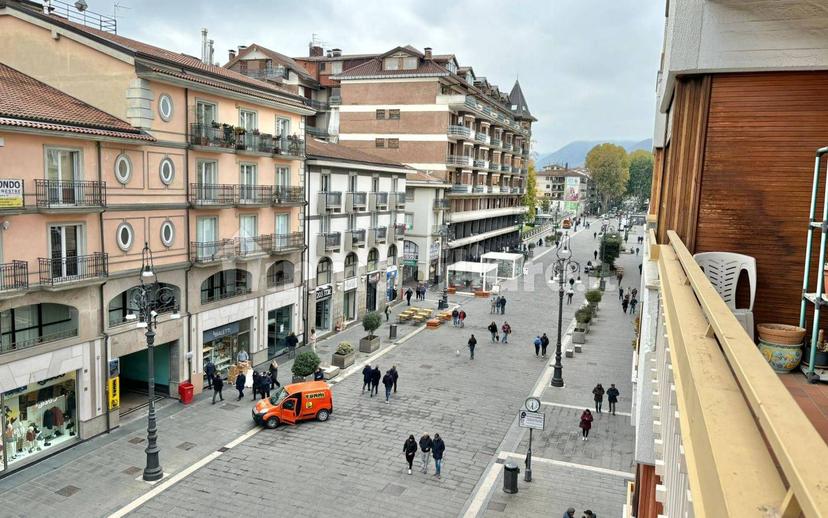 Quadrilocale corso Vittorio Emanuele, Emanuele II, C. Colombo, Morelli e Silvati, Avellino — foto 10 di 37