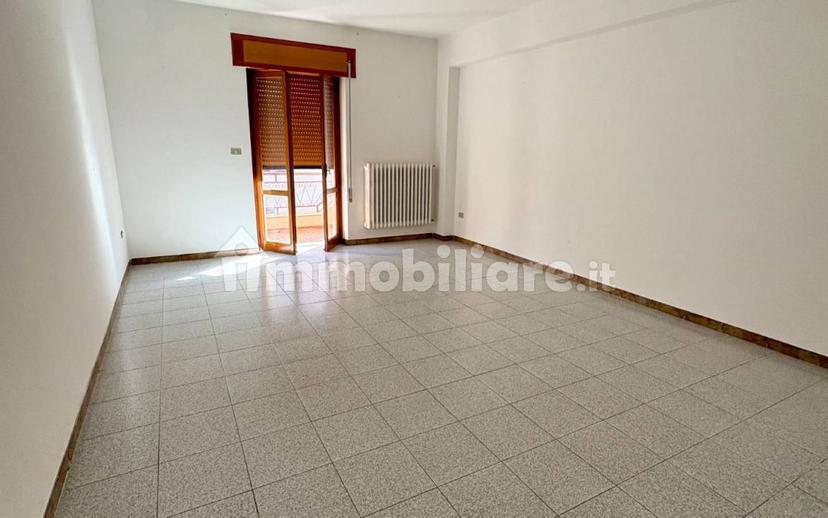 Quadrilocale via Napoli, Centro, Avezzano — foto 4 di 18