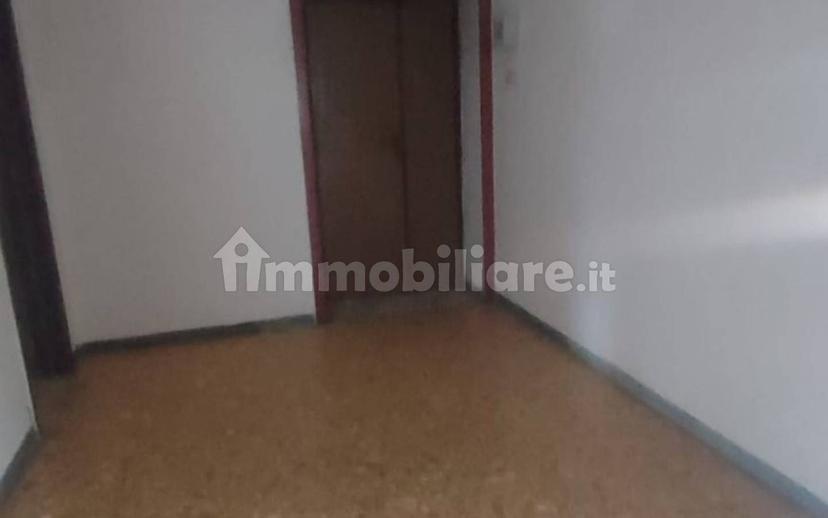Trilocale buono stato, primo piano, Sparanise — foto 4 di 12