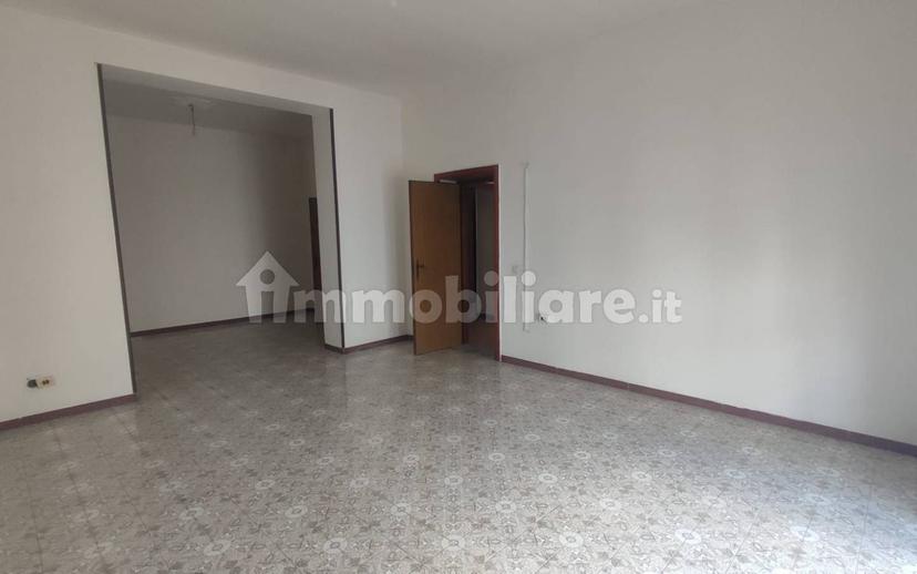 Trilocale buono stato, primo piano, Sparanise — foto 3 di 12